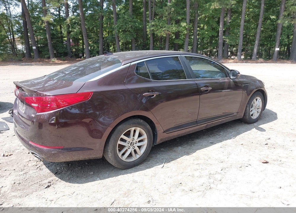 2011 KIA OPTIMA LX VIN: KNAGM4A76B5122015