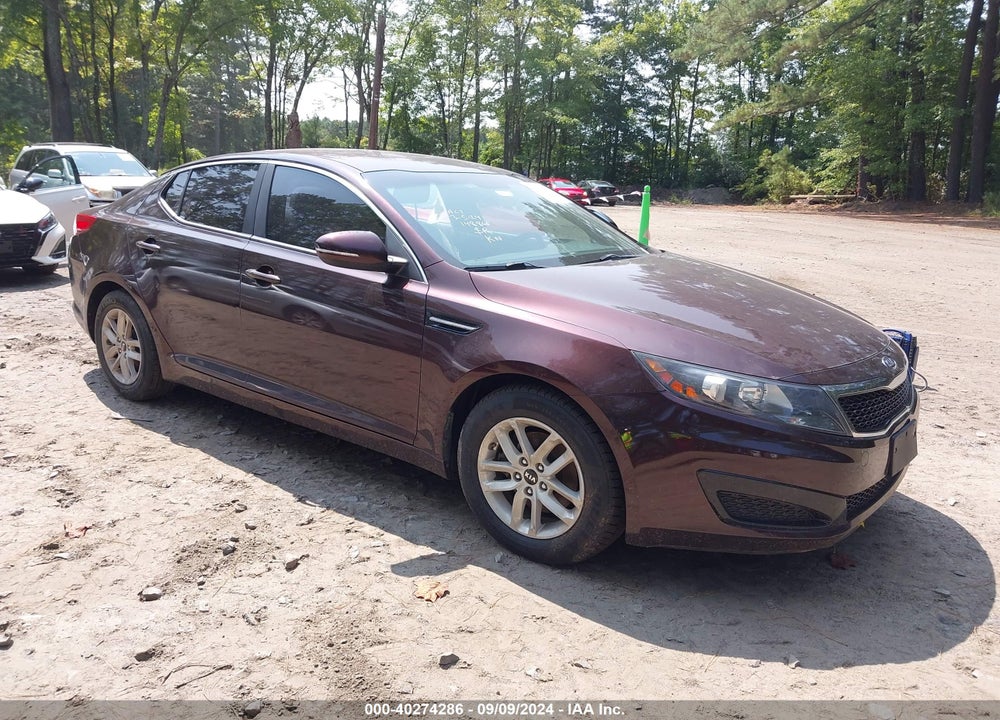 2011 KIA OPTIMA LX VIN: KNAGM4A76B5122015