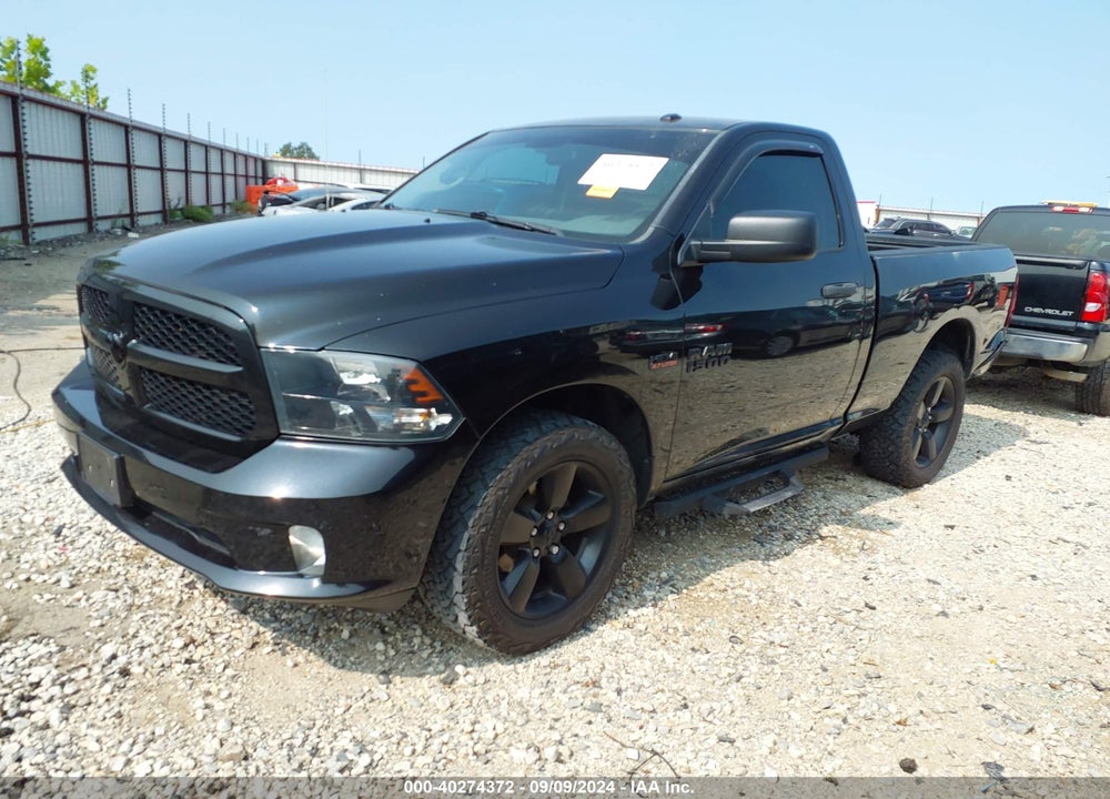 2015 RAM 1500 EXPRESS VIN: 3C6JR7AT7FG683595