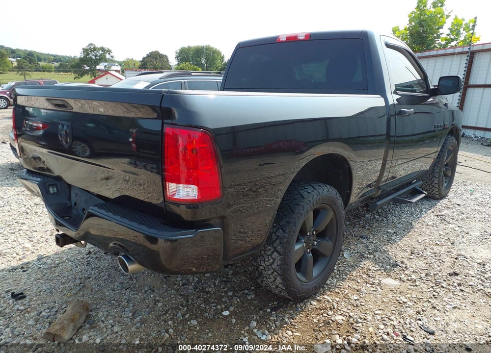 2015 RAM 1500 EXPRESS VIN: 3C6JR7AT7FG683595