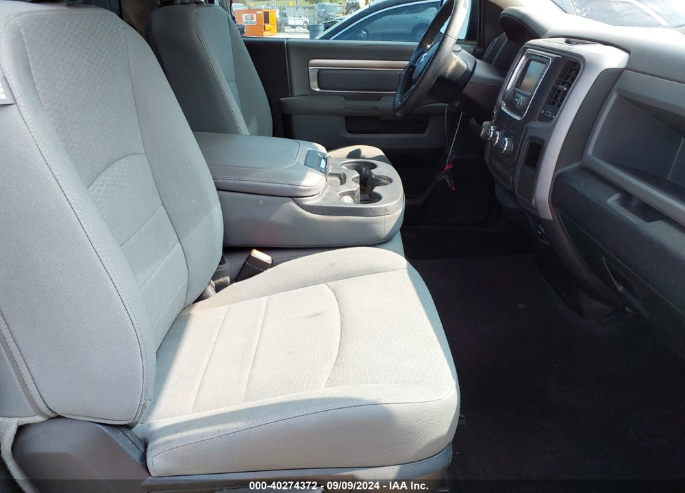 2015 RAM 1500 EXPRESS VIN: 3C6JR7AT7FG683595