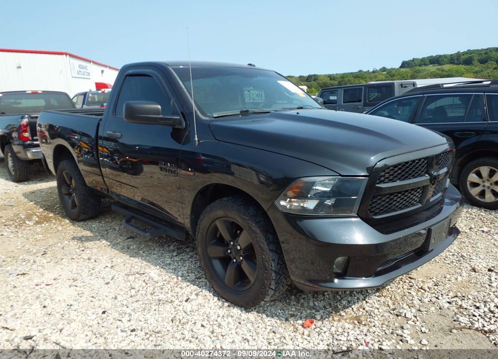 2015 RAM 1500 EXPRESS VIN: 3C6JR7AT7FG683595