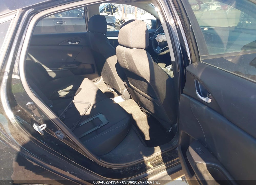 2018 HONDA CIVIC EX VIN: 19XFC2F76JE039444