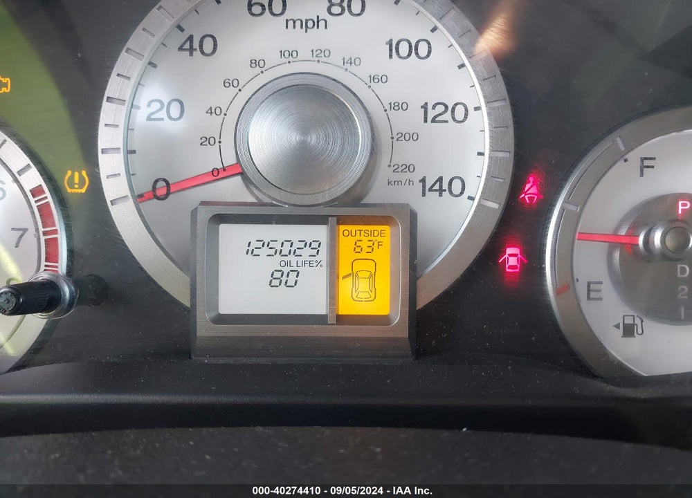 2011 HONDA PILOT EX VIN: 5FNYF4H42BB037586