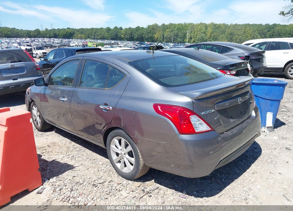2017 NISSAN VERSA 1.6 SL VIN: 3N1CN7AP2HL839751