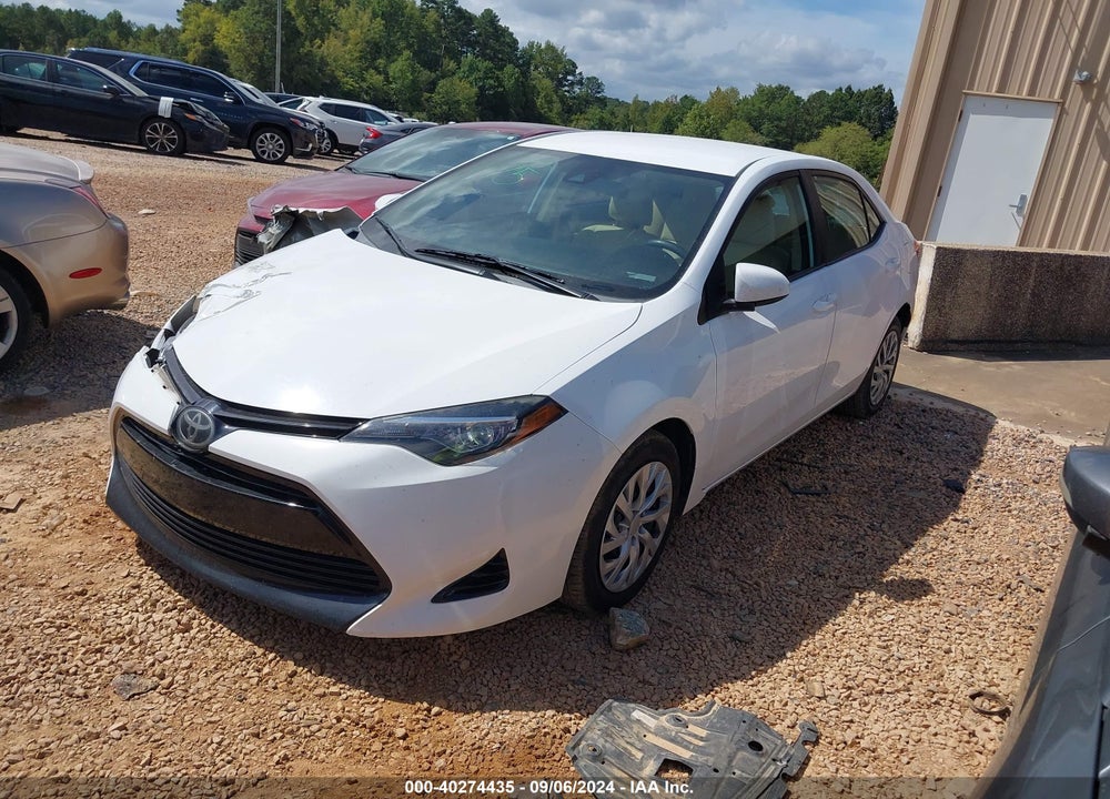 2017 TOYOTA COROLLA LE VIN: 2T1BURHE3HC880131
