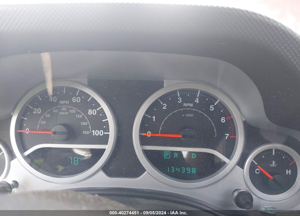 2010 JEEP WRANGLER UNLIMITED SPORT VIN: 1J4BA3H13AL166690