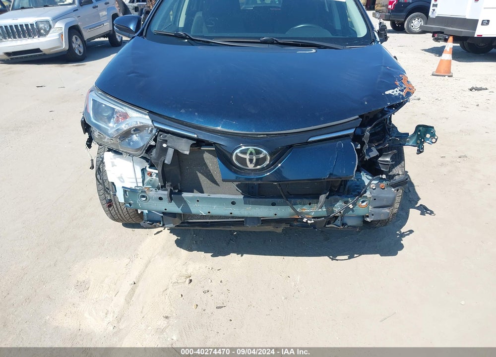 2017 TOYOTA RAV4 VIN: JTMRFREV5HJ173890