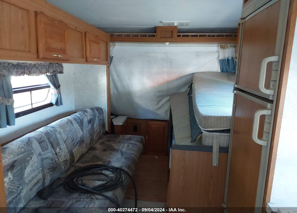 2002 FOREST RIVER FLAGSTAFF LITE WEIGHT TRAILERS VIN: 4X4TFLY212D075928