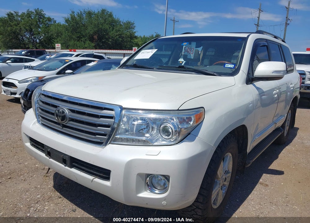 2015 TOYOTA LAND CRUISER V8 VIN: JTMHY7AJ1F4032890