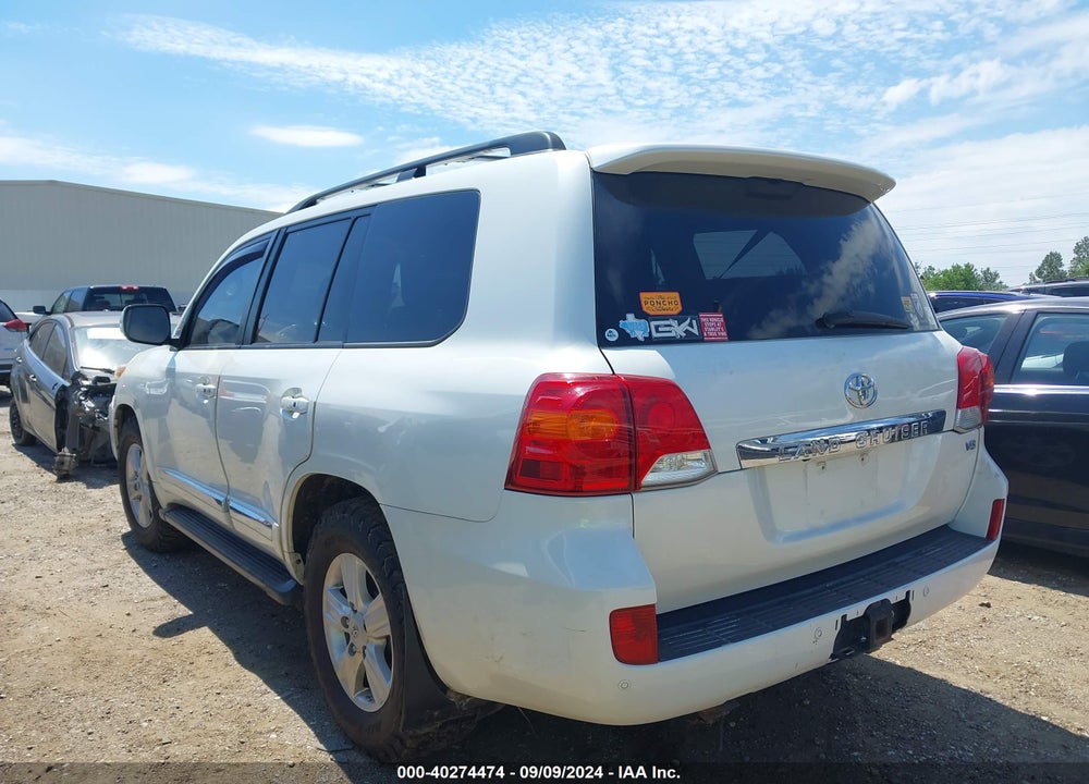 2015 TOYOTA LAND CRUISER V8 VIN: JTMHY7AJ1F4032890