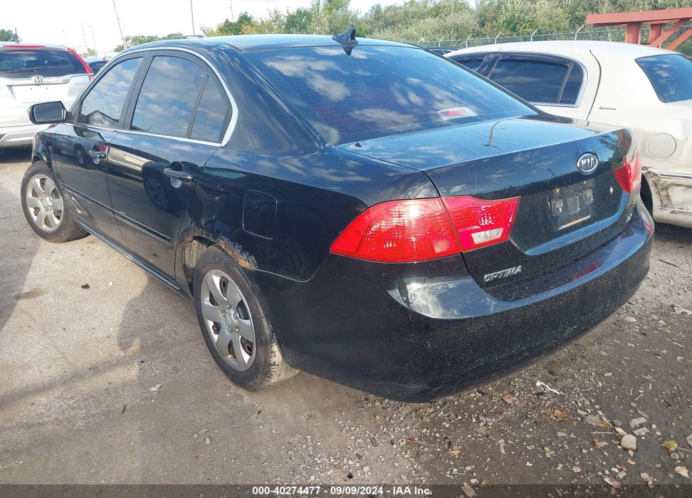 2009 KIA OPTIMA LX VIN: KNAGE228795323439