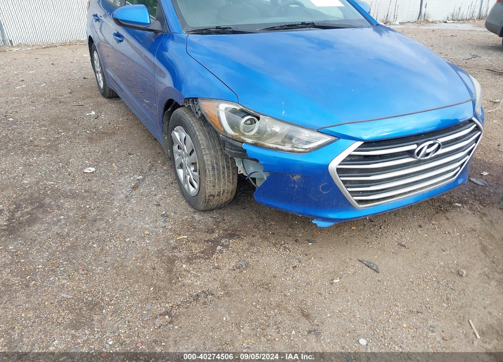 2017 HYUNDAI ELANTRA VIN: KMHD74LFXHU422796