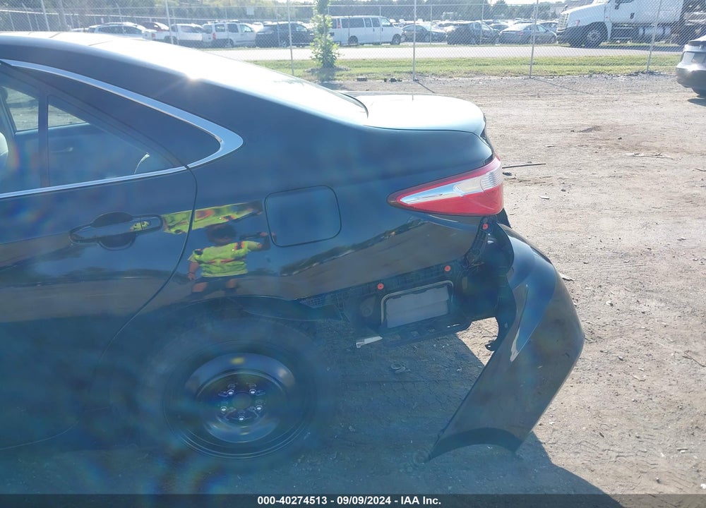 2017 TOYOTA CAMRY LE VIN: 4T1BF1FK0HU805986