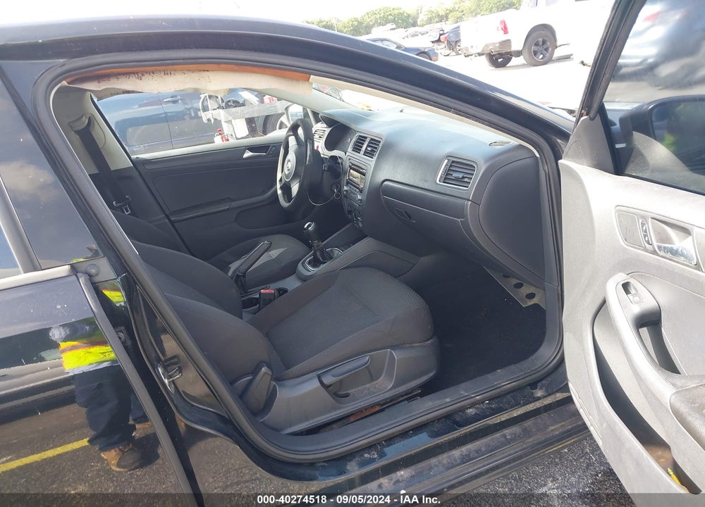 2013 VOLKSWAGEN JETTA VIN: 3VW1K7AJ2DM414315