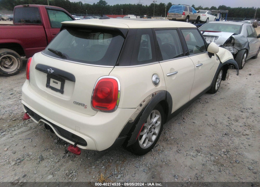 2016 MINI HARDTOP COOPER S VIN: WMWXU3C51G2B67638
