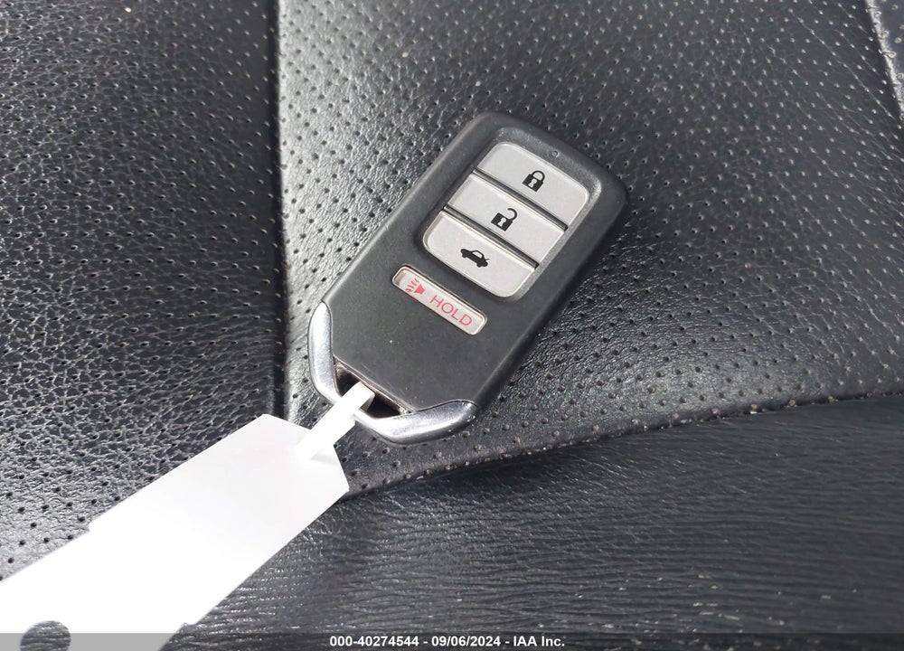 2015 HONDA ACCORD EX-L V-6 VIN: 1HGCR3F88FA007218