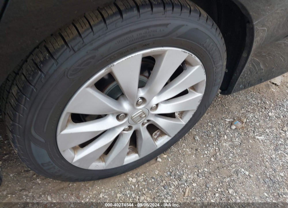 2015 HONDA ACCORD EX-L V-6 VIN: 1HGCR3F88FA007218