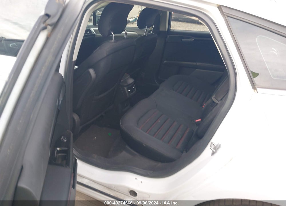 2014 FORD FUSION SE VIN: 3FA6P0H79ER311558