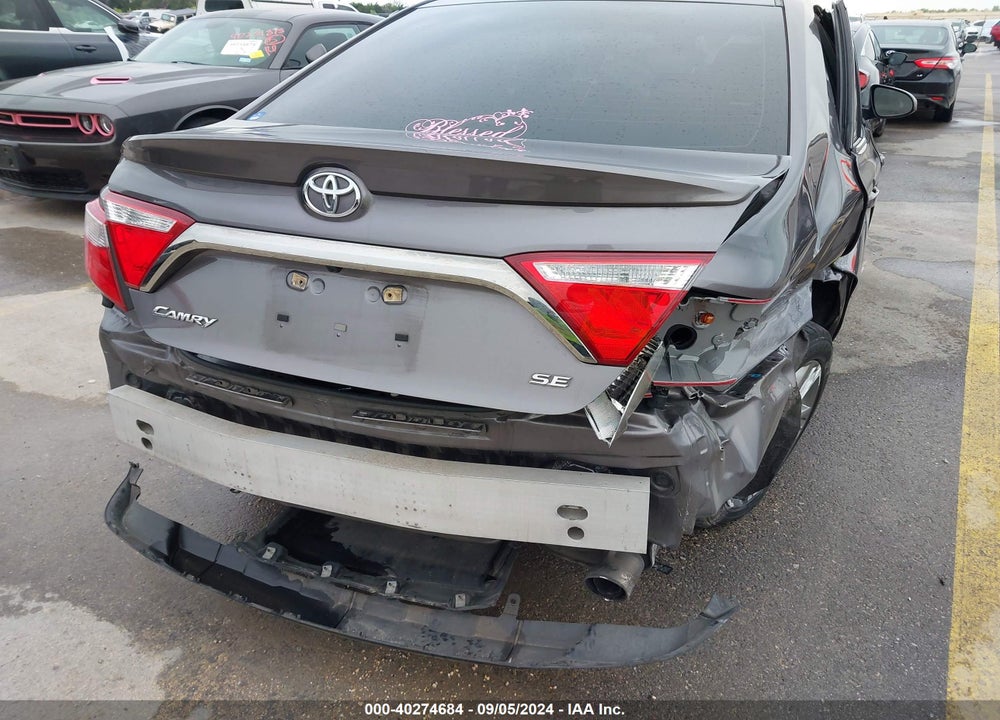 2015 TOYOTA CAMRY SE VIN: 4T1BF1FKXFU066140