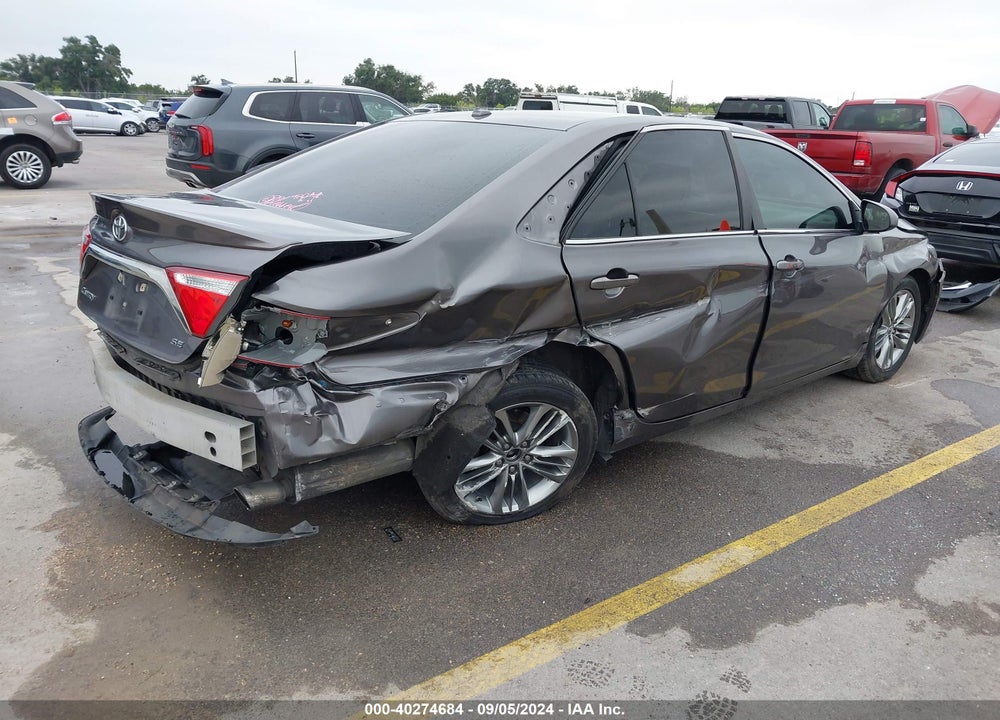 2015 TOYOTA CAMRY SE VIN: 4T1BF1FKXFU066140