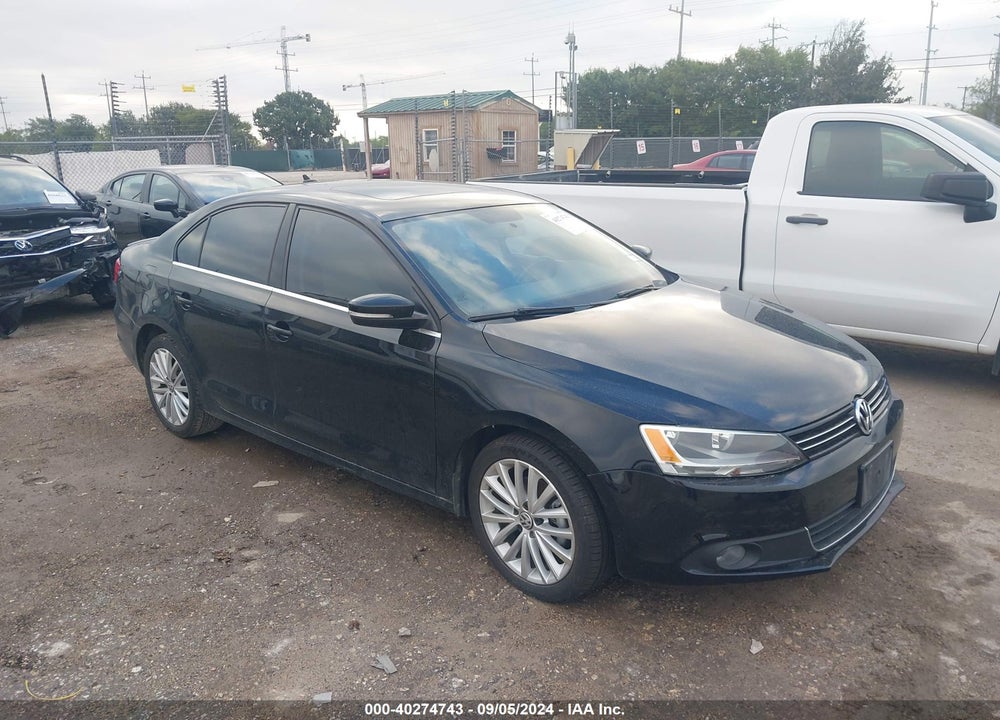 2014 VOLKSWAGEN JETTA 1.8T SEL VIN: 3VWL07AJ0EM213450