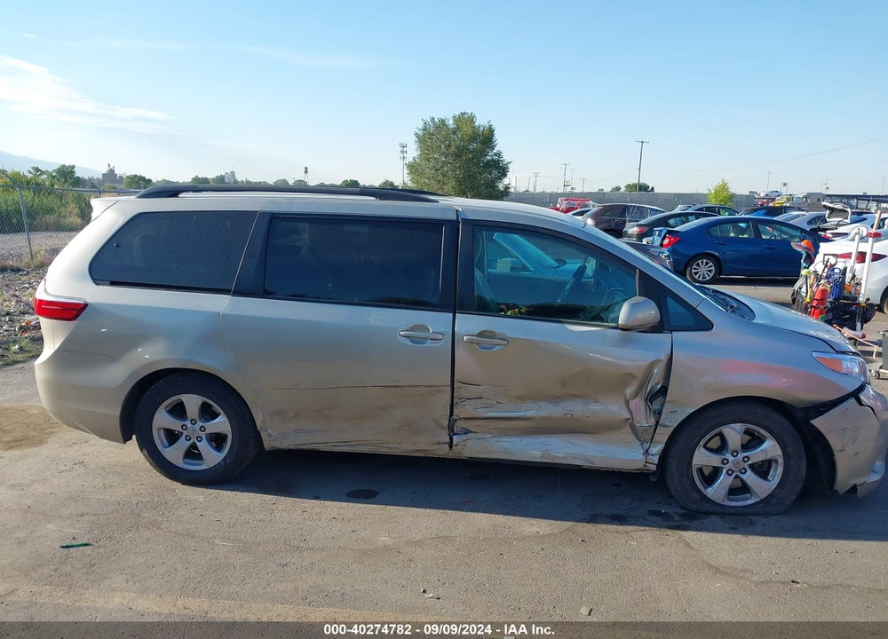 2016 TOYOTA SIENNA LE 8 PASSENGER VIN: 5TDKK3DC7GS724980