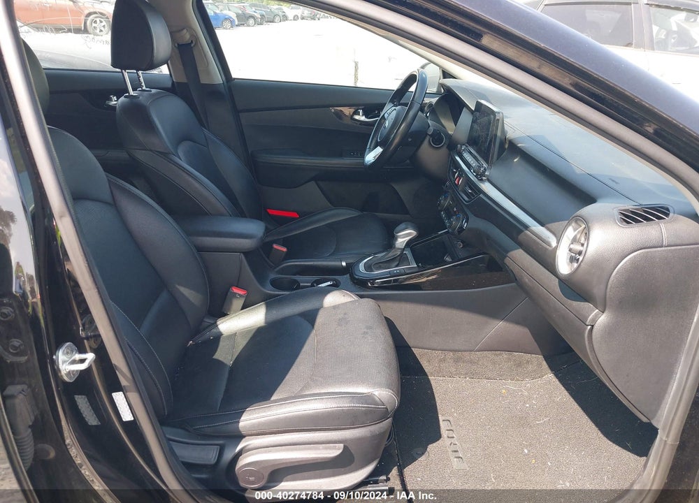 2021 KIA FORTE EX VIN: 3KPF54AD9ME282754