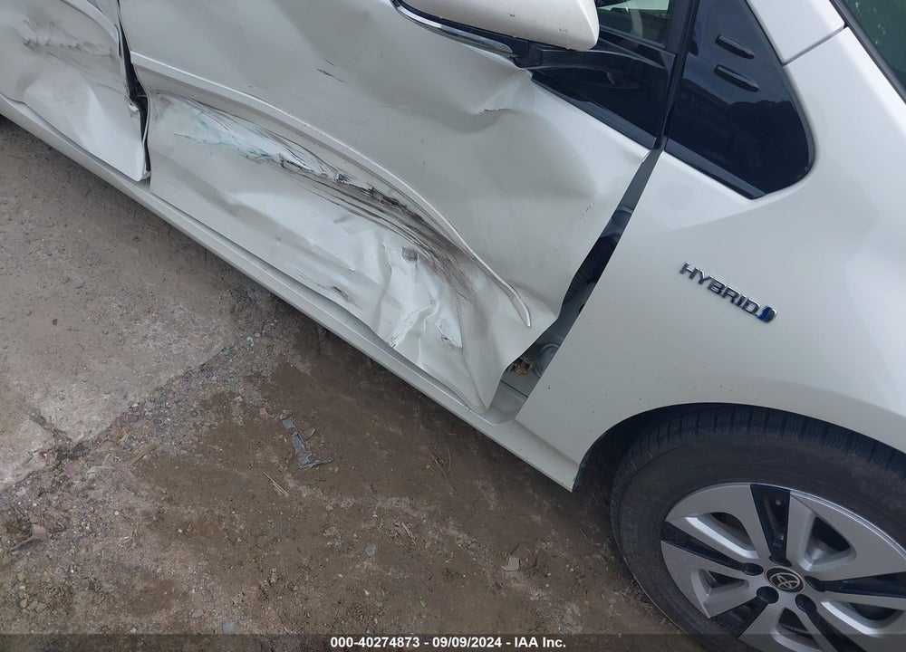 2016 TOYOTA PRIUS FOUR VIN: JTDKARFU5G3007474