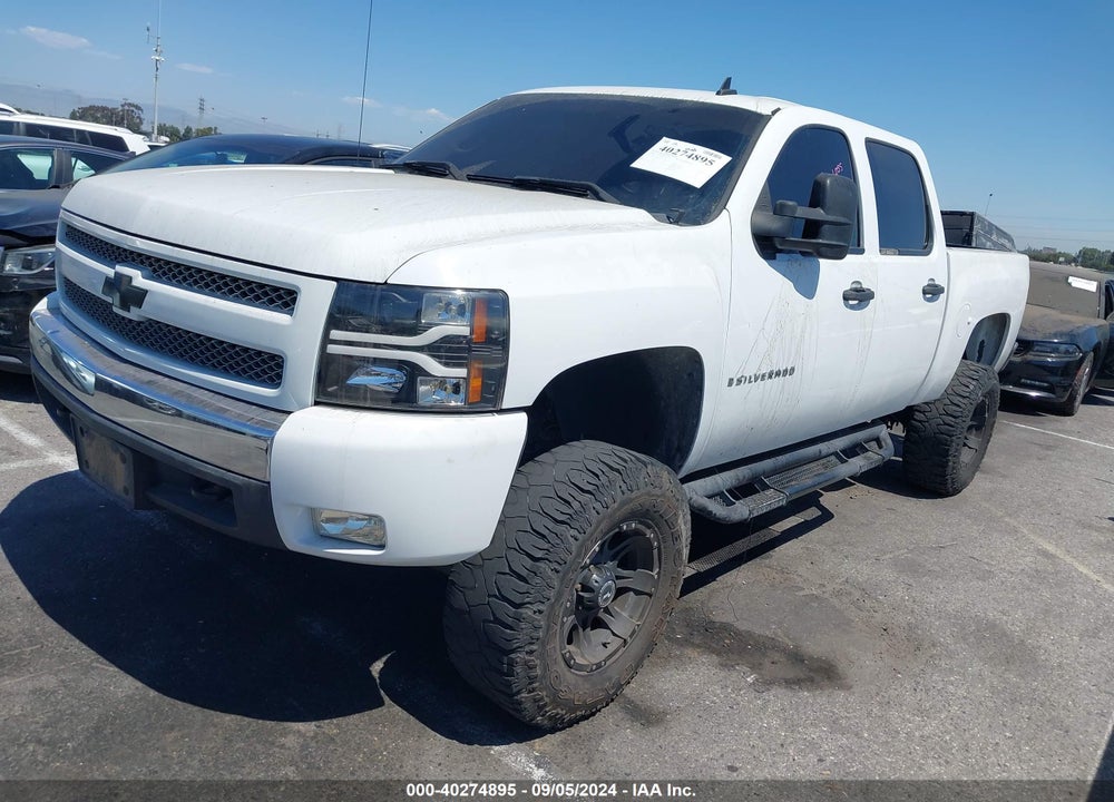 2008 CHEVROLET SILVERADO 1500 LT1 VIN: 3GCEK13MX8G136471