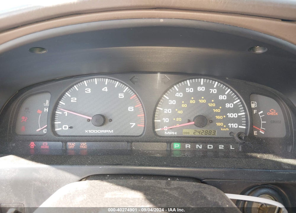 2001 TOYOTA 4RUNNER SR5 V6 VIN: JT3GN86R410185356