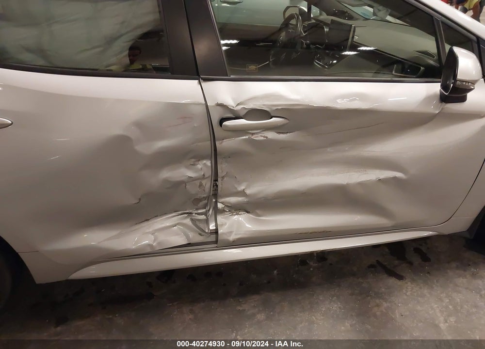 2019 TOYOTA COROLLA XSE VIN: JTNK4RBE3K3042881