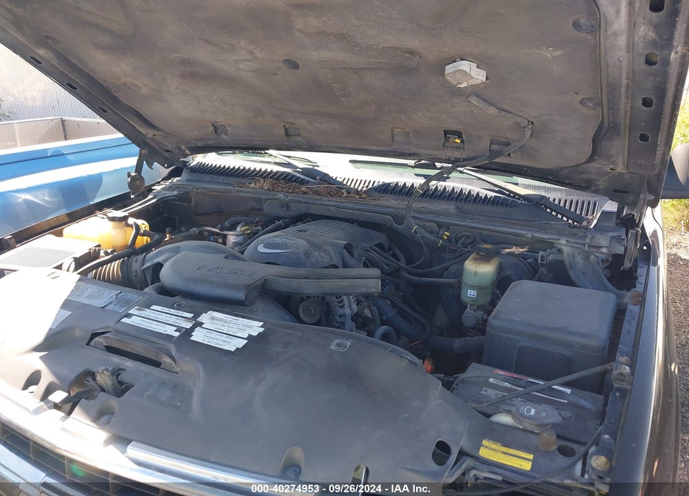 2002 CHEVROLET SUBURBAN 1500 LT VIN: 3GNFK16Z22G309572
