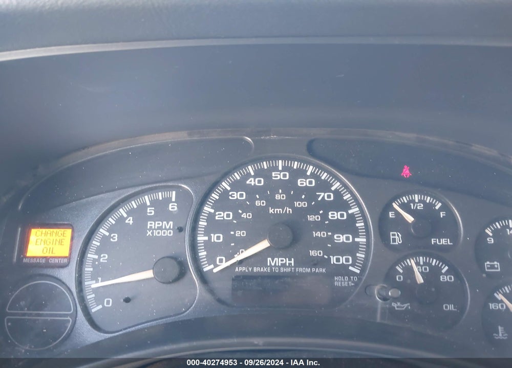 2002 CHEVROLET SUBURBAN 1500 LT VIN: 3GNFK16Z22G309572