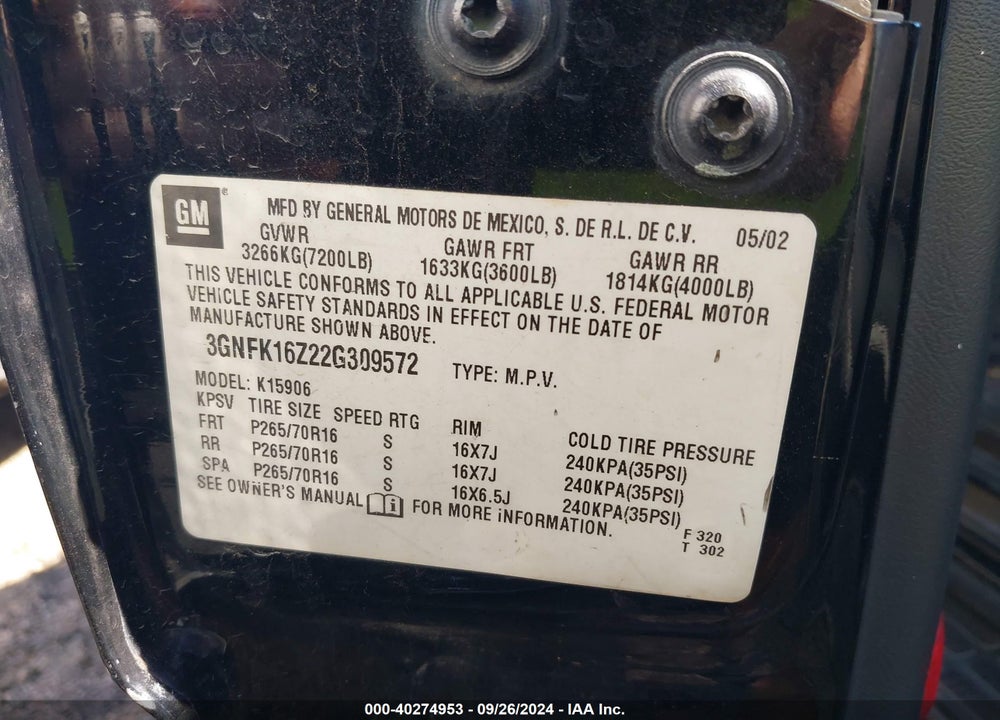 2002 CHEVROLET SUBURBAN 1500 LT VIN: 3GNFK16Z22G309572