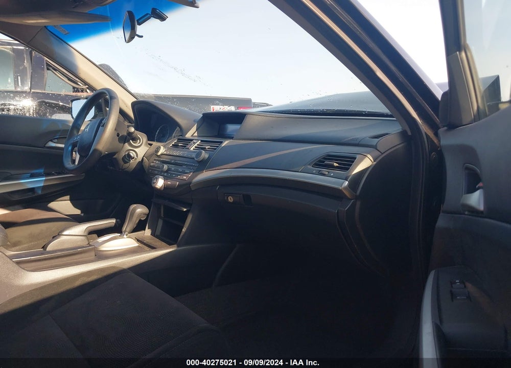 2010 HONDA ACCORD 2.4 EX VIN: 1HGCP2F72AA044054