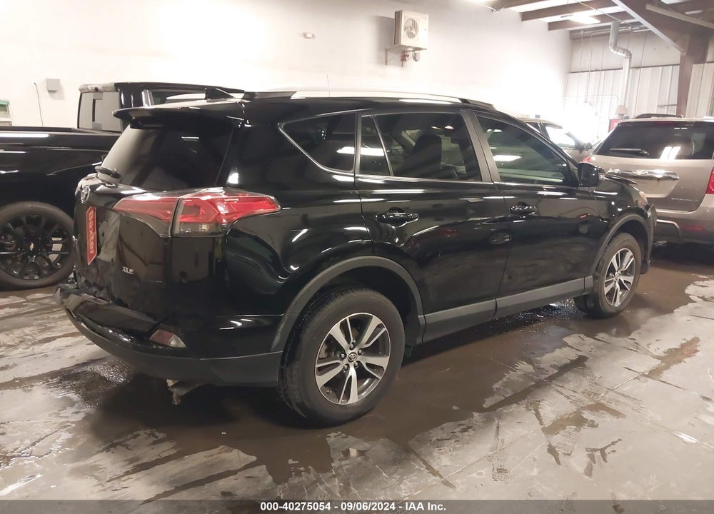 2016 TOYOTA RAV4 XLE VIN: 2T3WFREVXGW250823