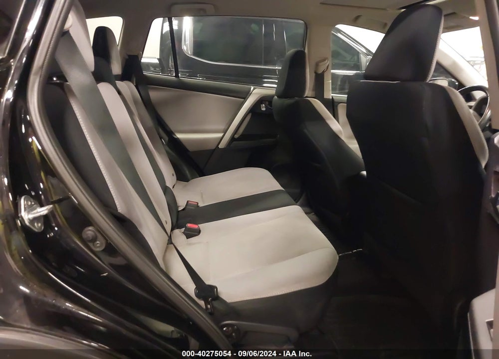 2016 TOYOTA RAV4 XLE VIN: 2T3WFREVXGW250823