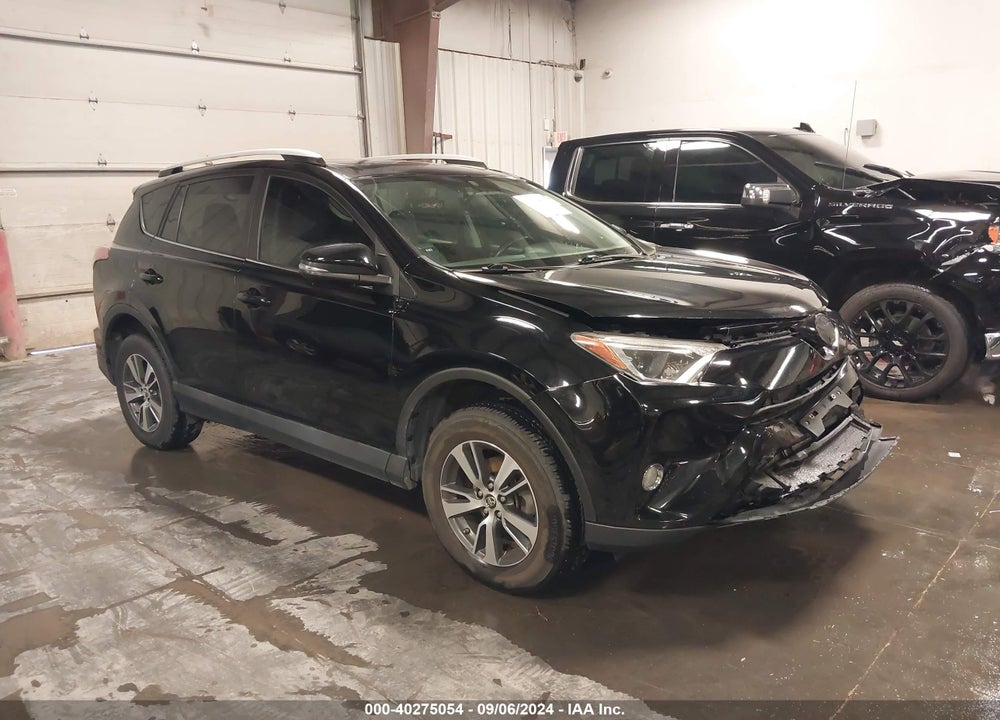2016 TOYOTA RAV4 XLE VIN: 2T3WFREVXGW250823