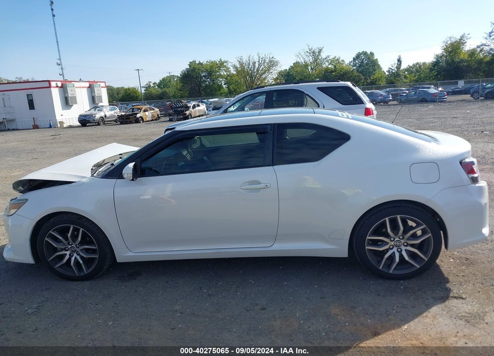 2015 SCION TC VIN: JTKJF5C77F3095827