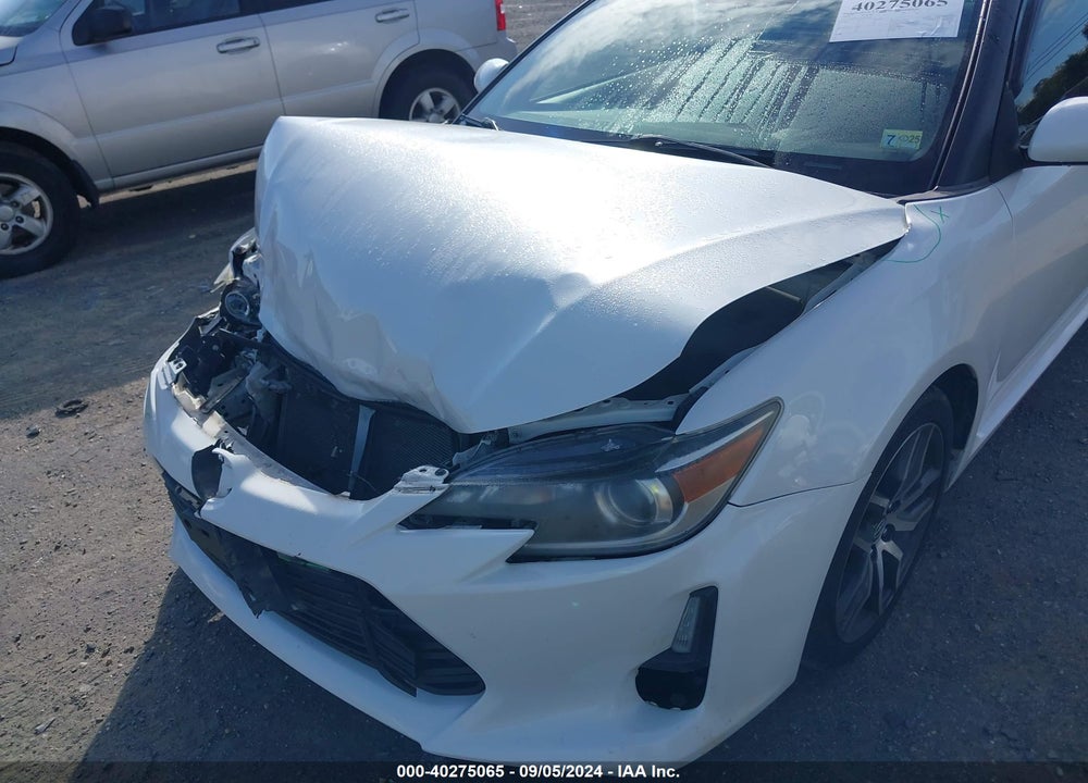 2015 SCION TC VIN: JTKJF5C77F3095827