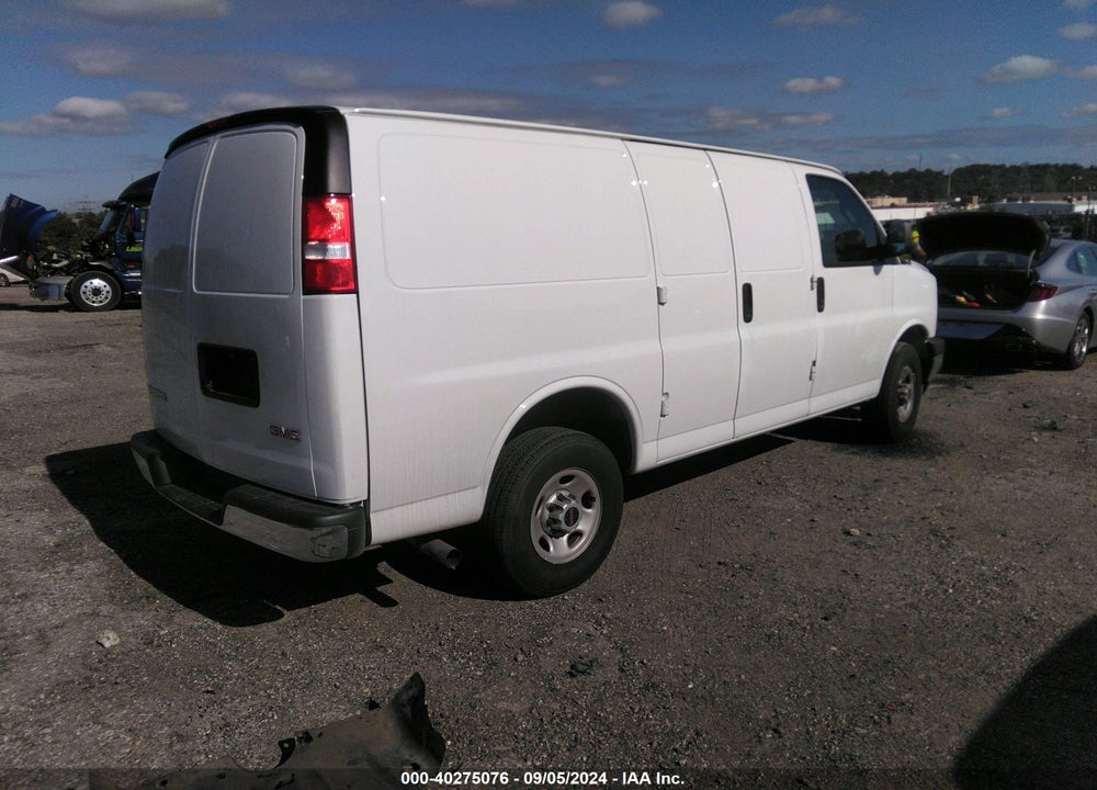 2024 GMC SAVANA CARGO RWD 3500 REGULAR WHEELBASE WORK VAN VIN: 1GTZ7GFP9R1119415