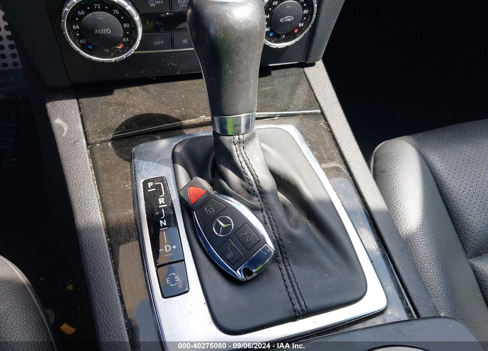2013 MERCEDES-BENZ C 250 LUXURY/SPORT VIN: WDDGF4HBXDG087712