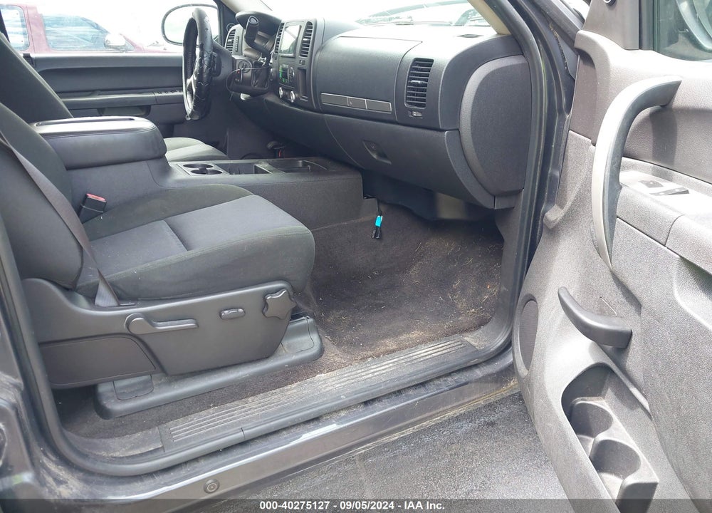 2011 GMC SIERRA 1500 SLE VIN: 3GTP2VE32BG188592