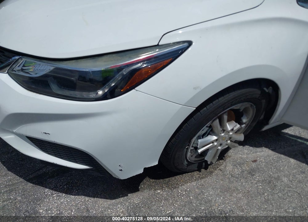 2017 CHEVROLET CRUZE LT AUTO VIN: 1G1BE5SM4H7138403