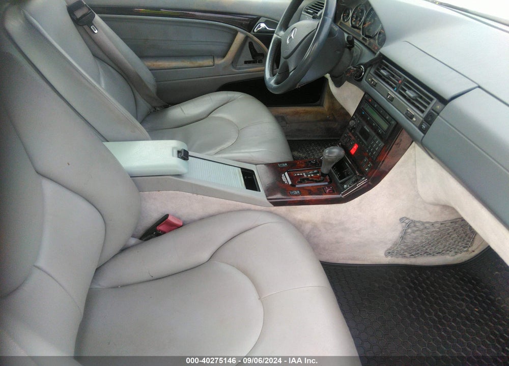 2000 MERCEDES-BENZ SL 500 VIN: WDBFA68F6YF193085
