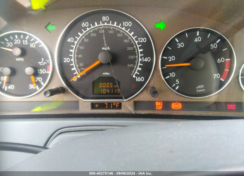 2000 MERCEDES-BENZ SL 500 VIN: WDBFA68F6YF193085