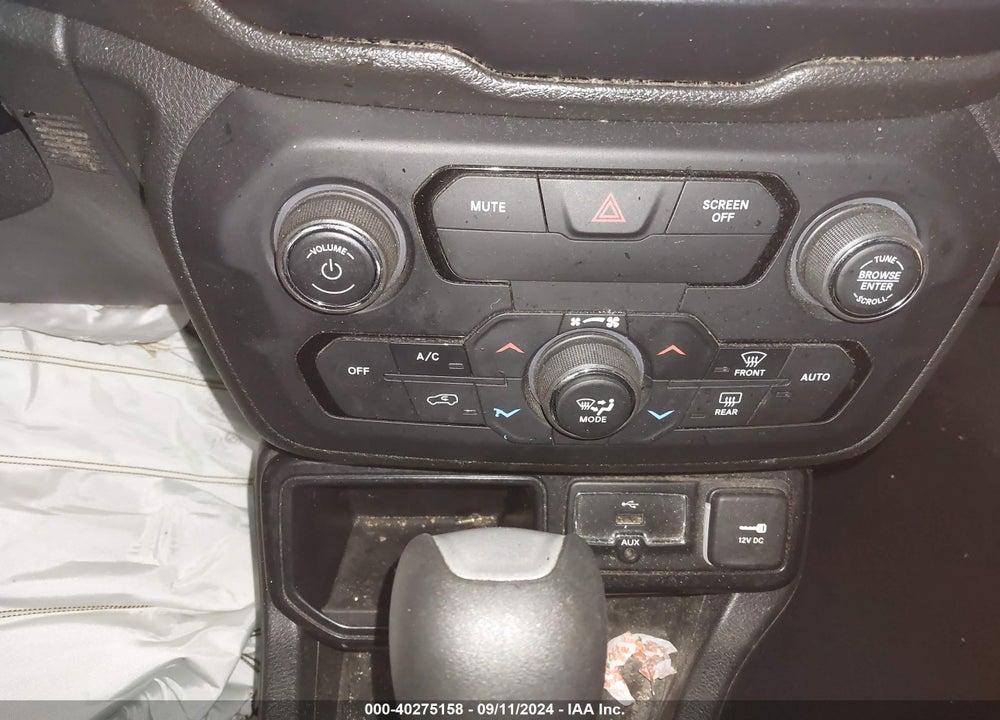 2018 JEEP RENEGADE LATITUDE FWD VIN: ZACCJABB6JPJ19002