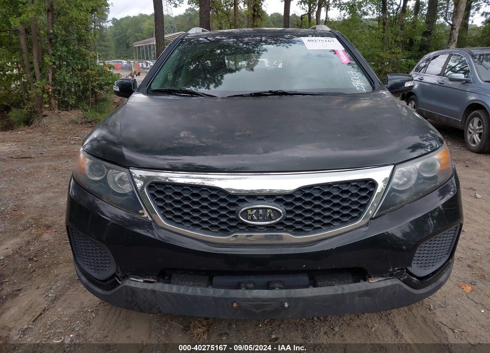 2013 KIA SORENTO LX V6 VIN: 5XYKTDA28DG310307