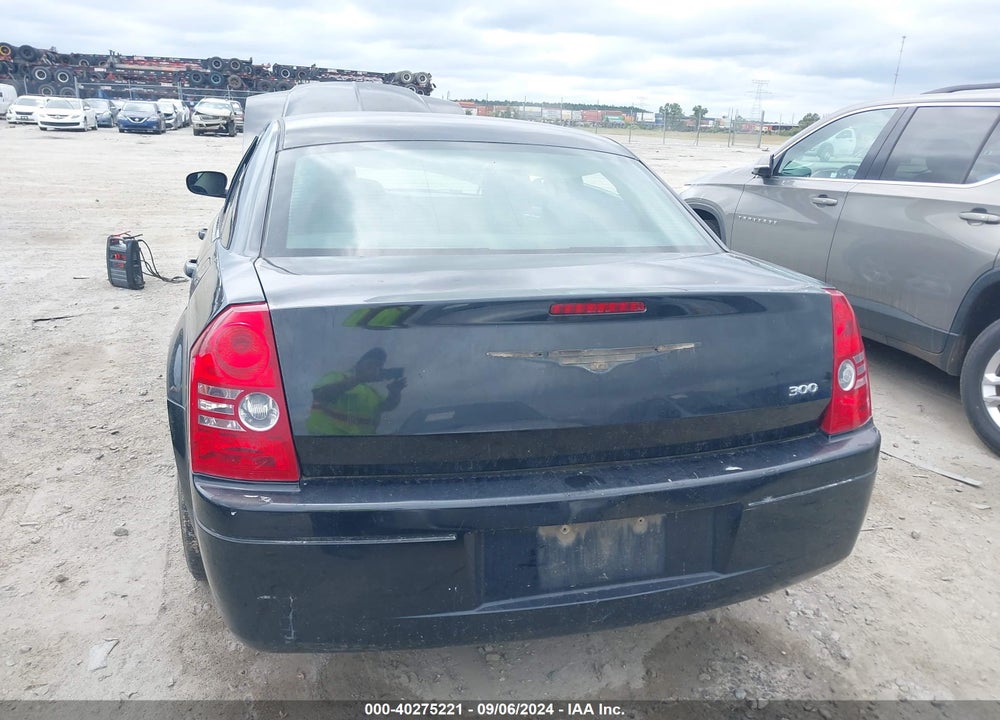2009 CHRYSLER 300 LX VIN: 2C3KA43D29H528812